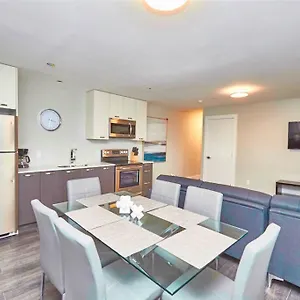 https://luxury-boutique-two-bedroom-condo-2b.niagara-fallshotels.com