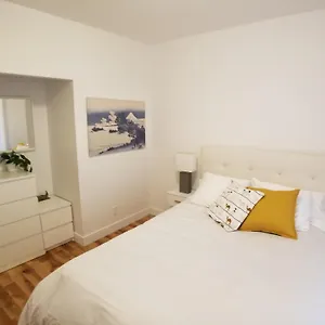 Appartement 3 Bedroom Near Olympic Stadium, Montréal
