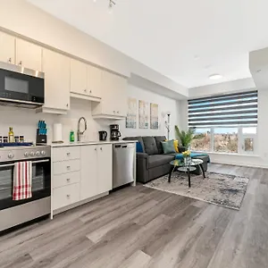 https://apt-luxury-1br-king-bed-unit-private-balcony.hotelstorontoontario.org
