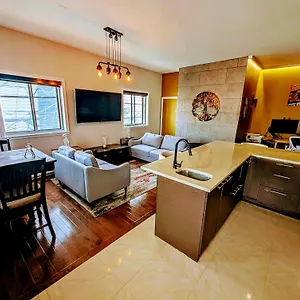 Homestay The Modern, Montreal